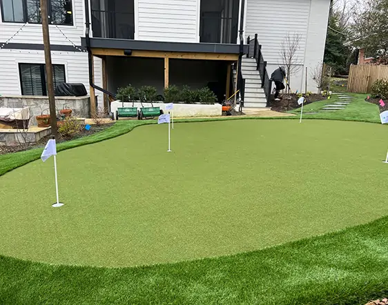 Backyard practice golf green installed by SYNLawn